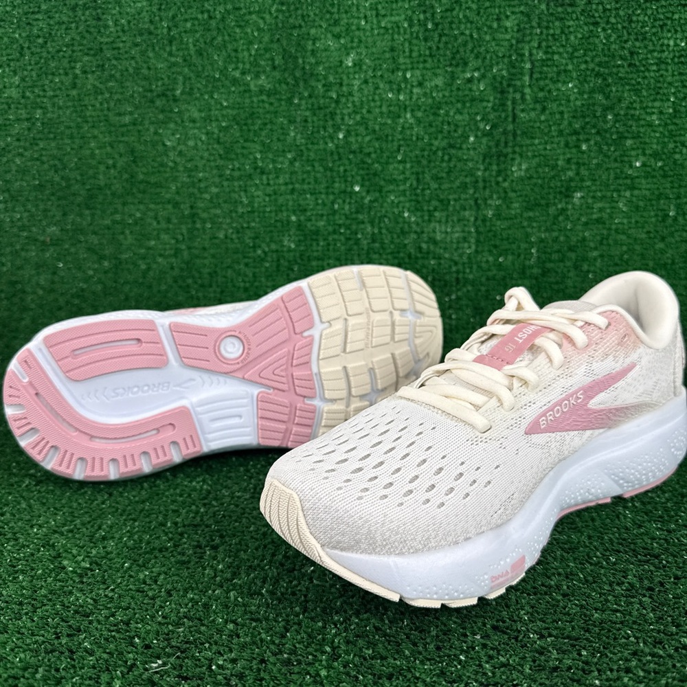 Brooks Women's Athletic Shoes in Cream and Pink